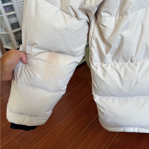 Aritzia TNA Super Puff Cream Jacket - Picture 14 of 16